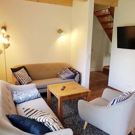 Ferienhaus An Der Nordsee - Familienfreundlich, Gut Ausgestattet & Viel Platz Бутадинген Екстериор снимка